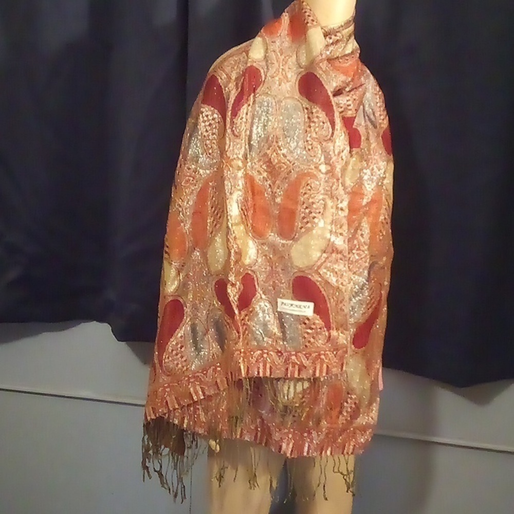 Gorgeous Pashmina Wrap/scarf - Picture 5 of 8
